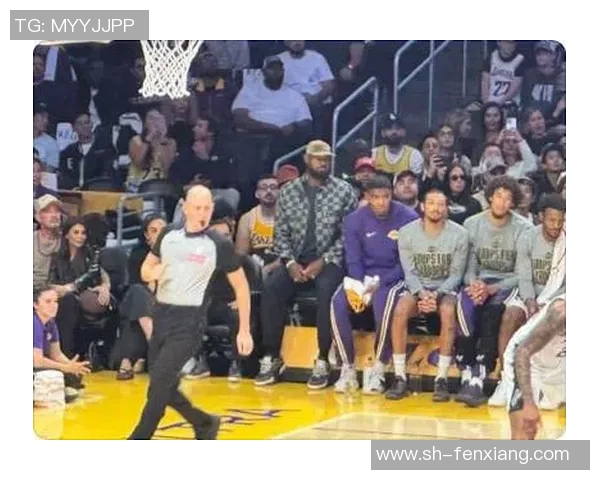 06年湖人对决马刺的经典对抗赛回顾与分析