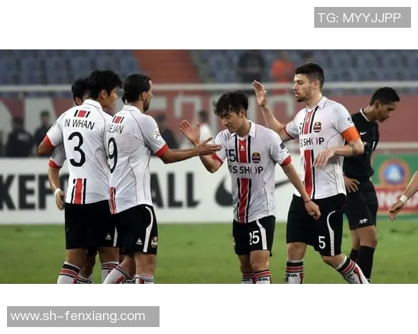 蔚山现代与江原FC激战正酣谁能在这场对决中笑到最后