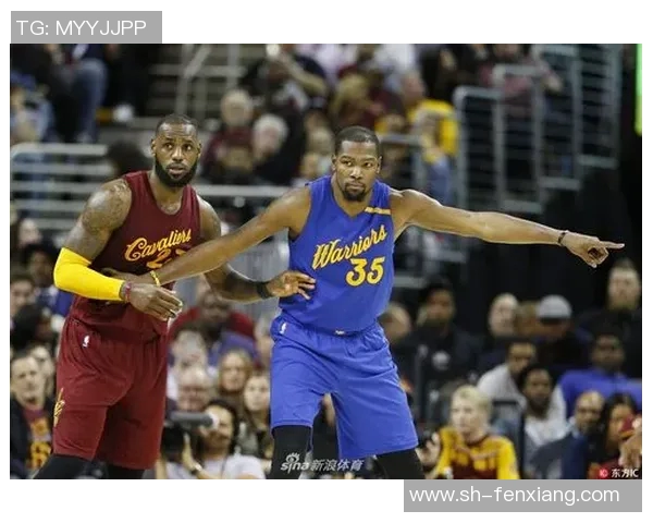 雷霆与热火圣诞大战精彩回顾与赛后分析全景呈现
