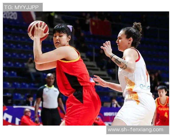 黑山女篮与英国女篮激战正酣谁能在国际赛场上笑到最后