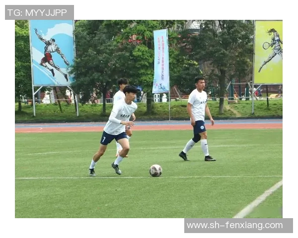 中国U18青年队迎战新西兰队力争胜利展现青春风采与足球实力