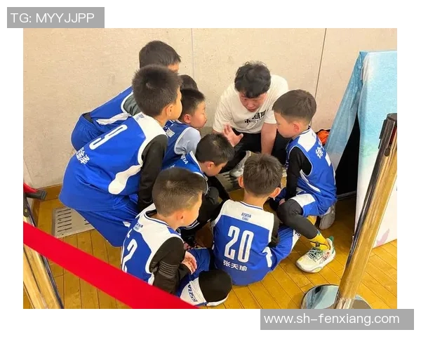 余嘉豪的成长之路与篮球梦想的追逐历程揭秘 余嘉豪的成长之路与篮球梦想的追逐历程揭秘