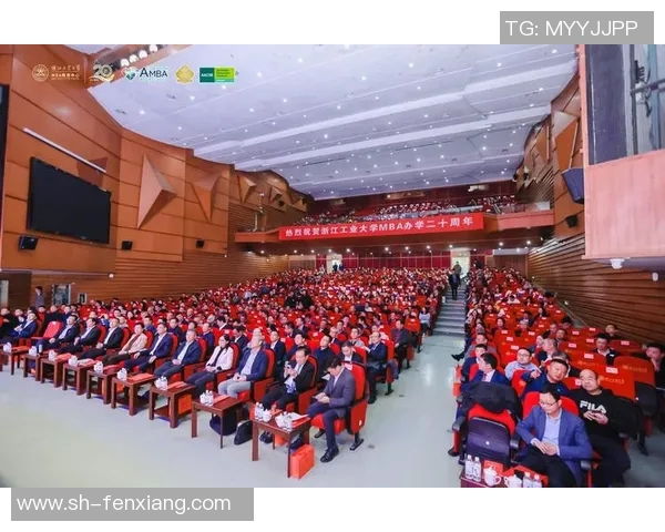 对话黄芳:回顾她的足球生涯与成长故事分享MBA 对话黄芳:回顾她的足球生涯与成长故事分享MBA