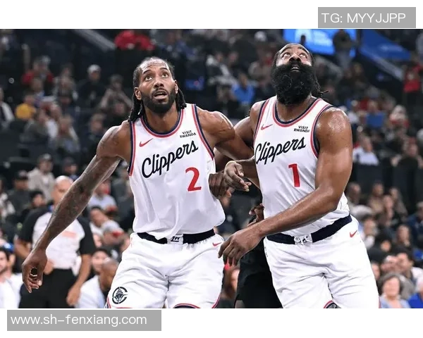 火箭与快船激战正酣1月19日NBA精彩对决引发球迷热议